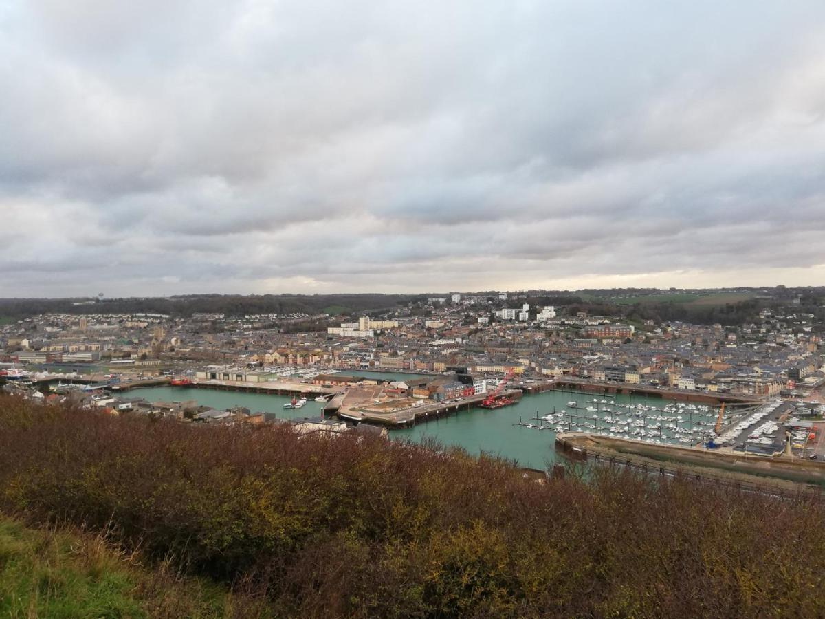 L Echappee Belle En Normandie, Au Coeur Historique De Fecamp Exterior photo